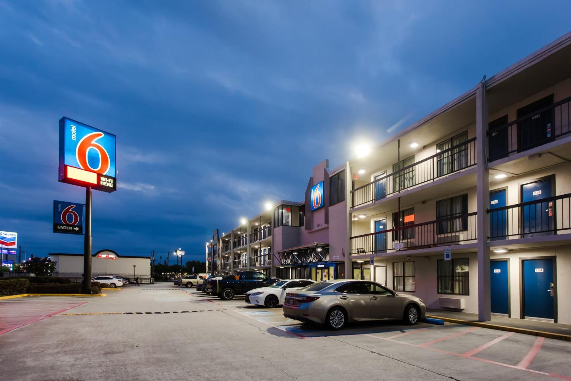 6 Houston, Tx - Medical Center - Nrg Stadium Hotel Houston