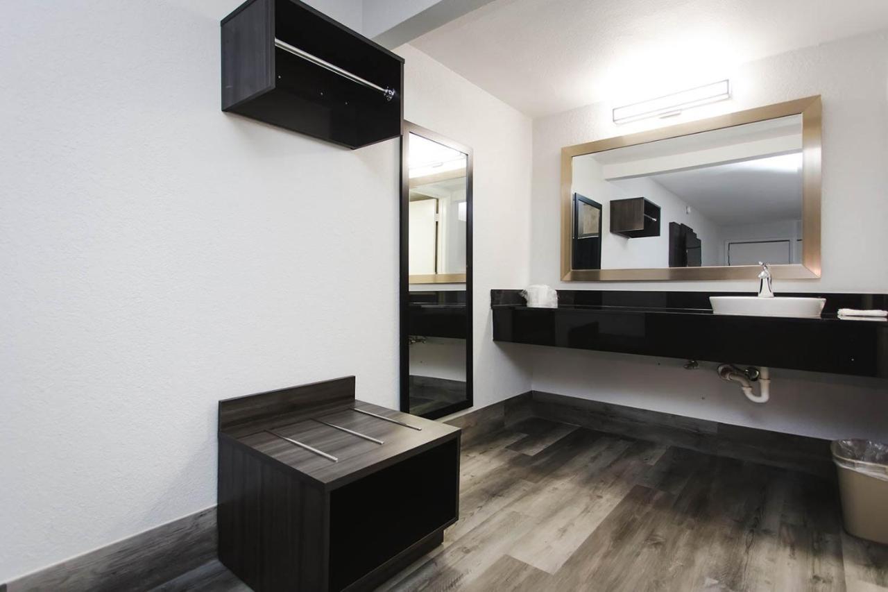 6 Houston, Tx - Medical Center - Nrg Stadium Hotel Houston