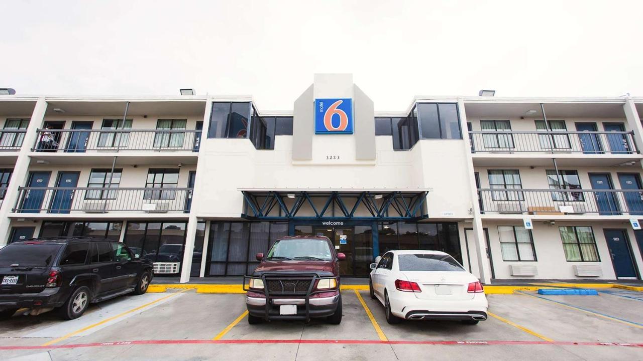 Hotel 6 Houston, Tx - Medical Center - Nrg Stadium Houston