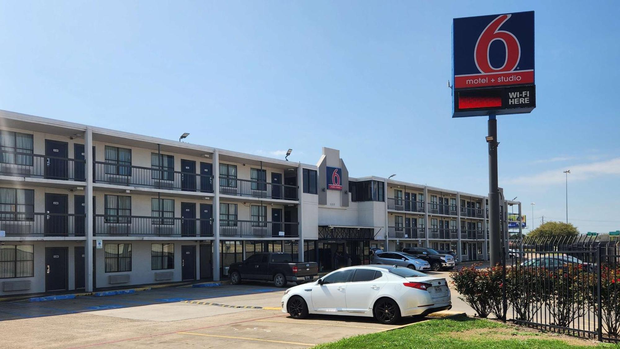 6 Houston, Tx - Medical Center - Nrg Stadium Houston
